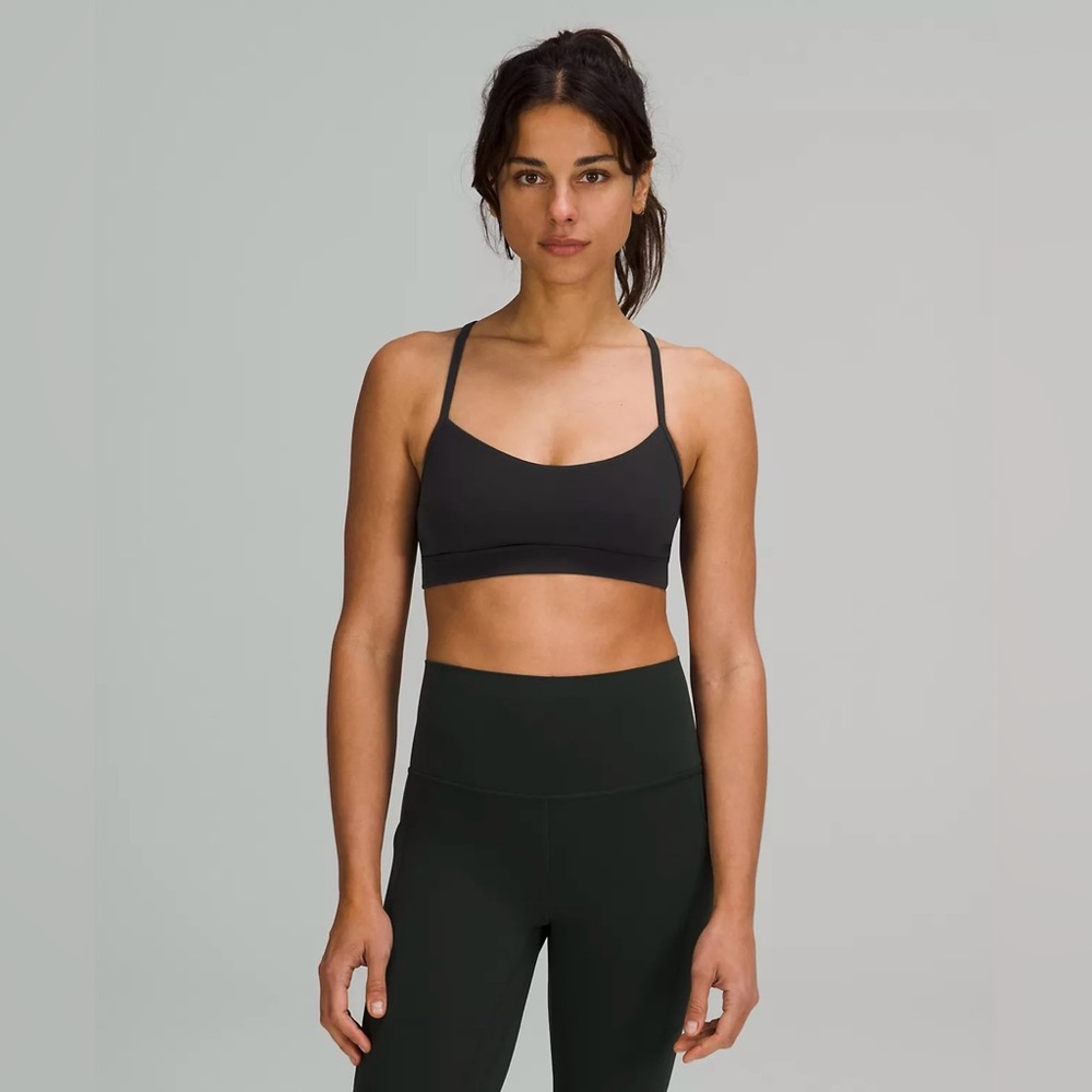 {Lululemon} Flow Y Bra Nulu Light Support, A–C Cups - Black - Size 6